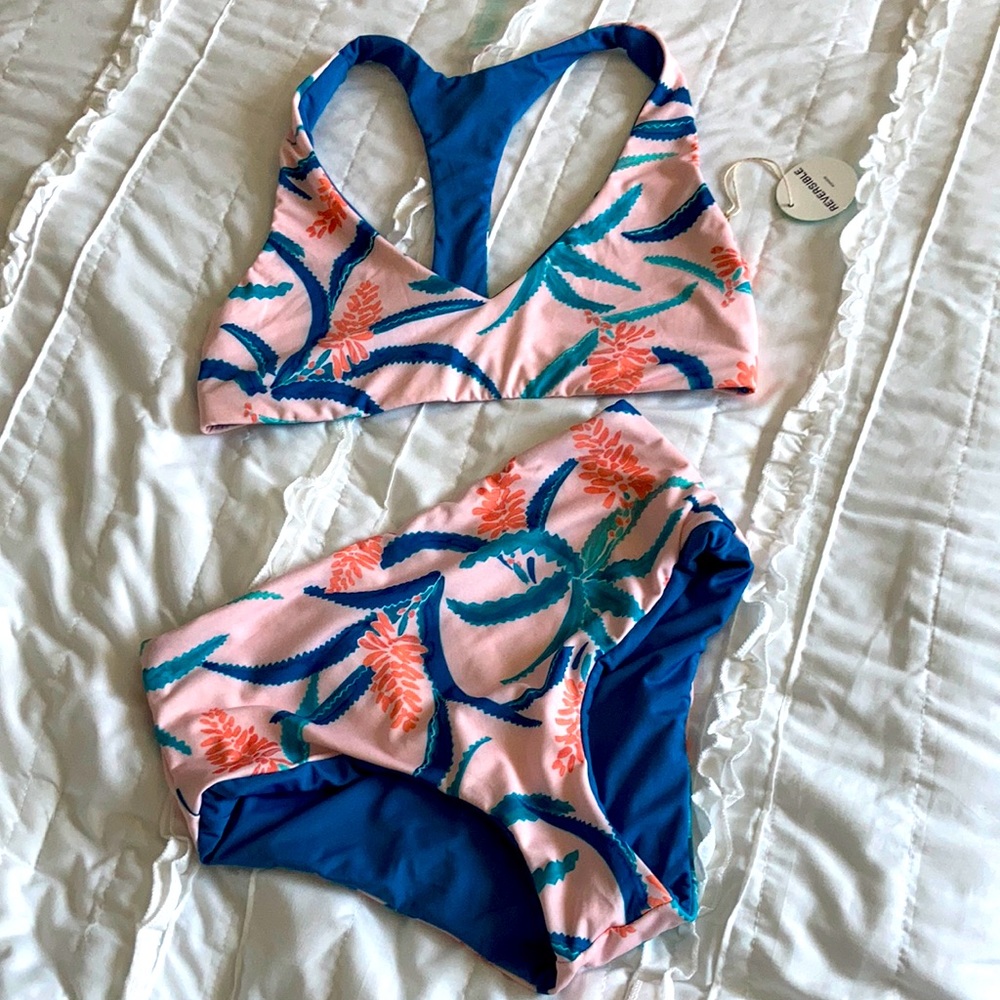 BRAND NEW Reversible Bikini! 👙